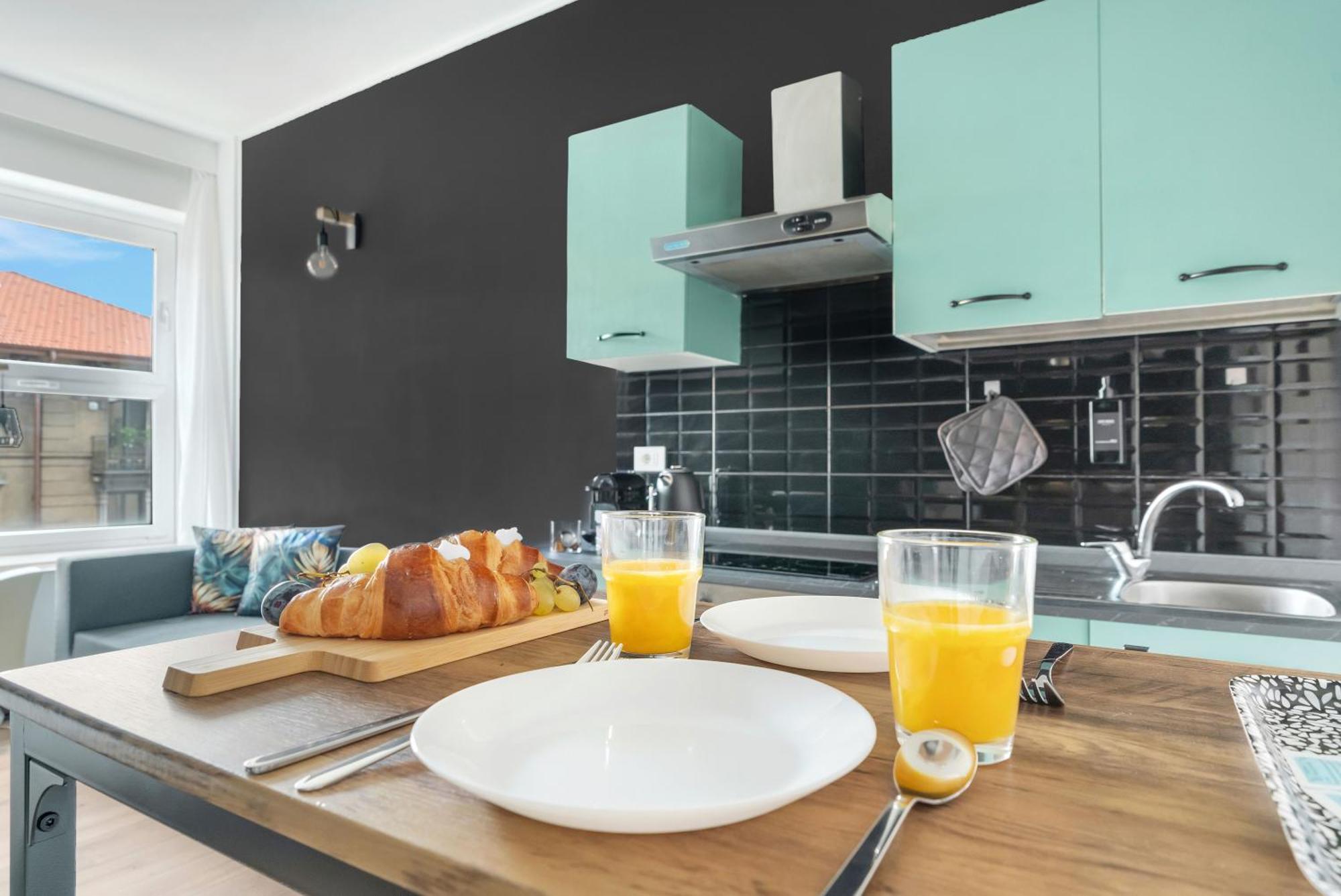 Stylish 2 Minutes From Station Milan